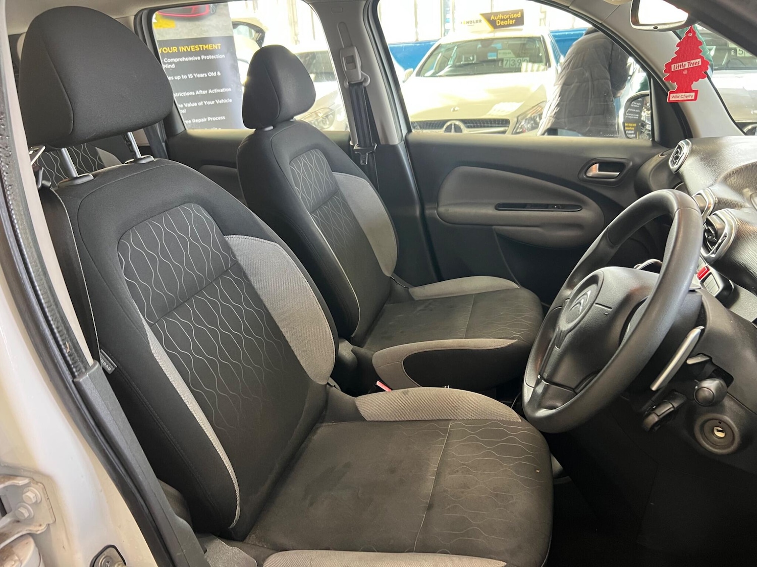 Used Citroen C3 Picasso 2013 for sale - 77565111: Photo 17