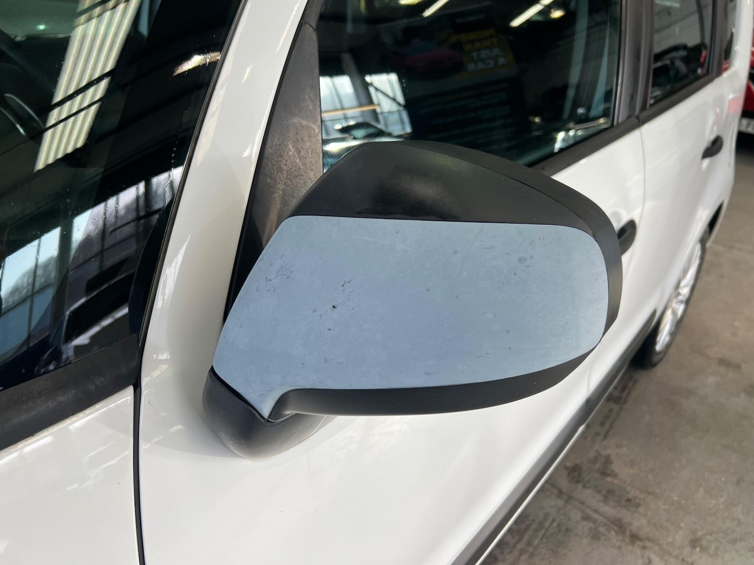 Used Citroen C3 Picasso 2013 for sale - 77565111: Photo 22