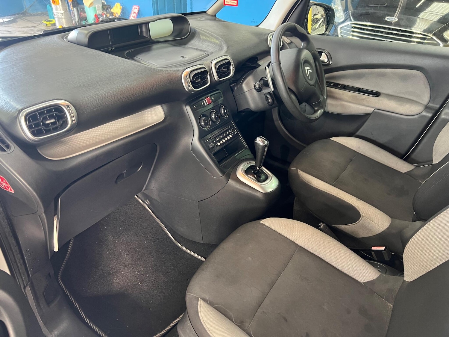 Used Citroen C3 Picasso 2013 for sale - 77565111: Photo 30