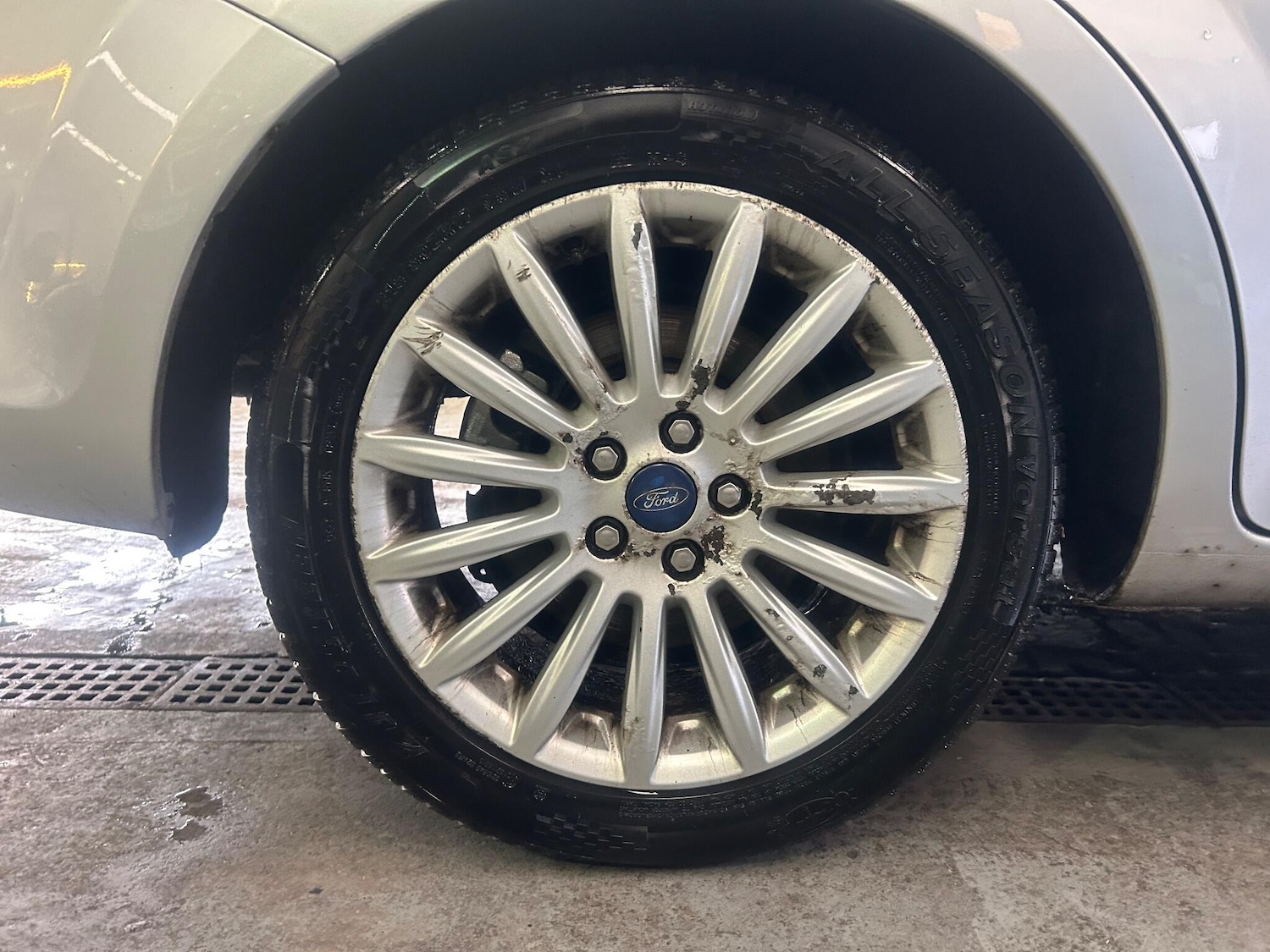 Used Ford Mondeo for sale - 77230125: Photo 34