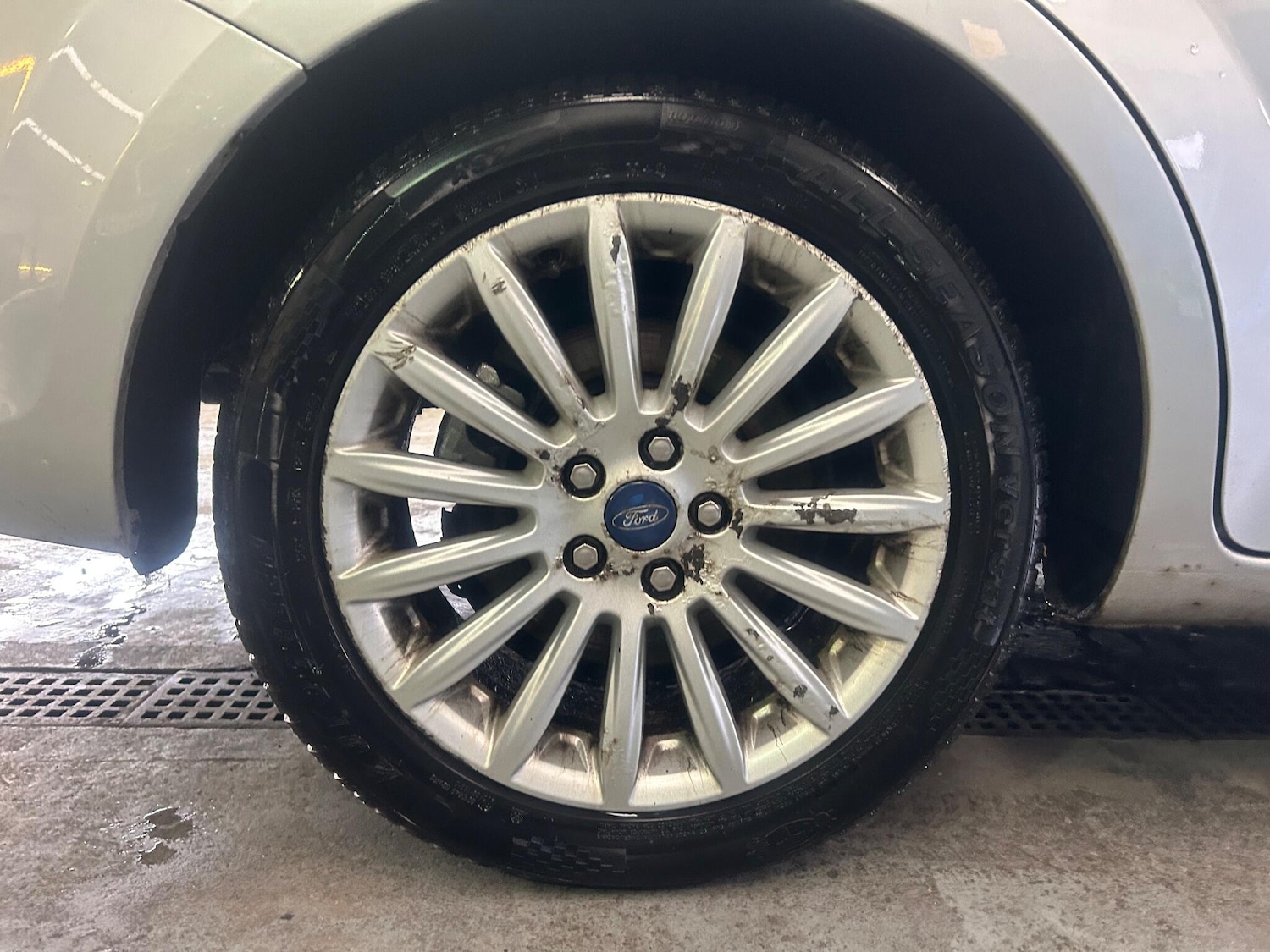 Used Ford Mondeo for sale - 77230125: Photo 35