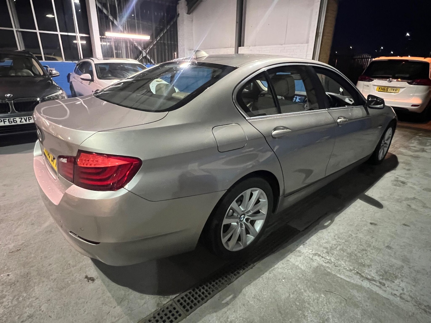 Used BMW 5 Series 2010 for sale - 77029331: Photo 34