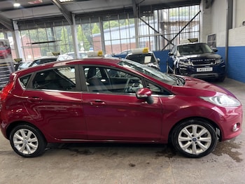 Used Ford Fiesta 2010 for sale - 79540253: Photo