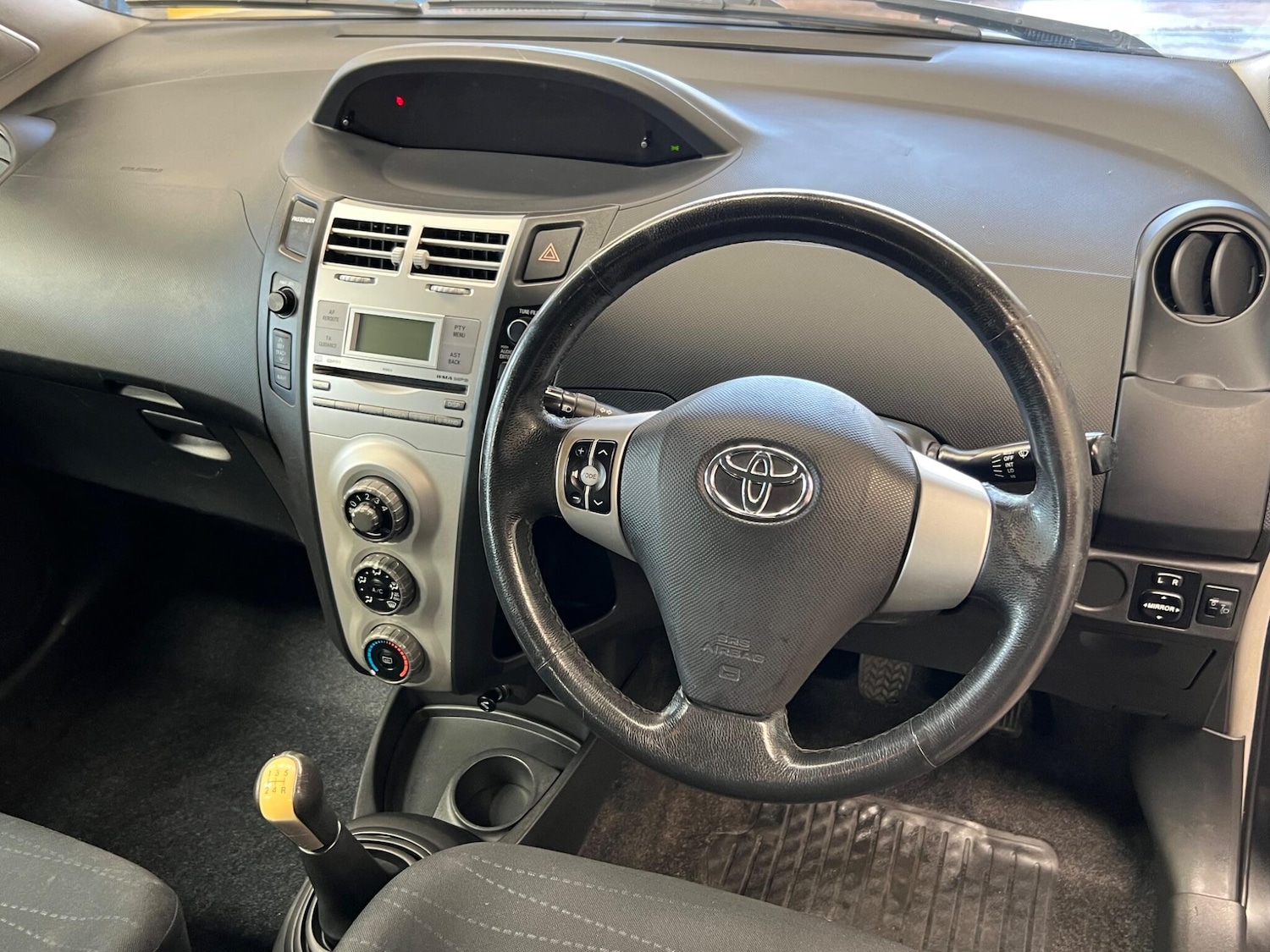 Used Toyota Yaris 2007 for sale - 78170286: Photo 24
