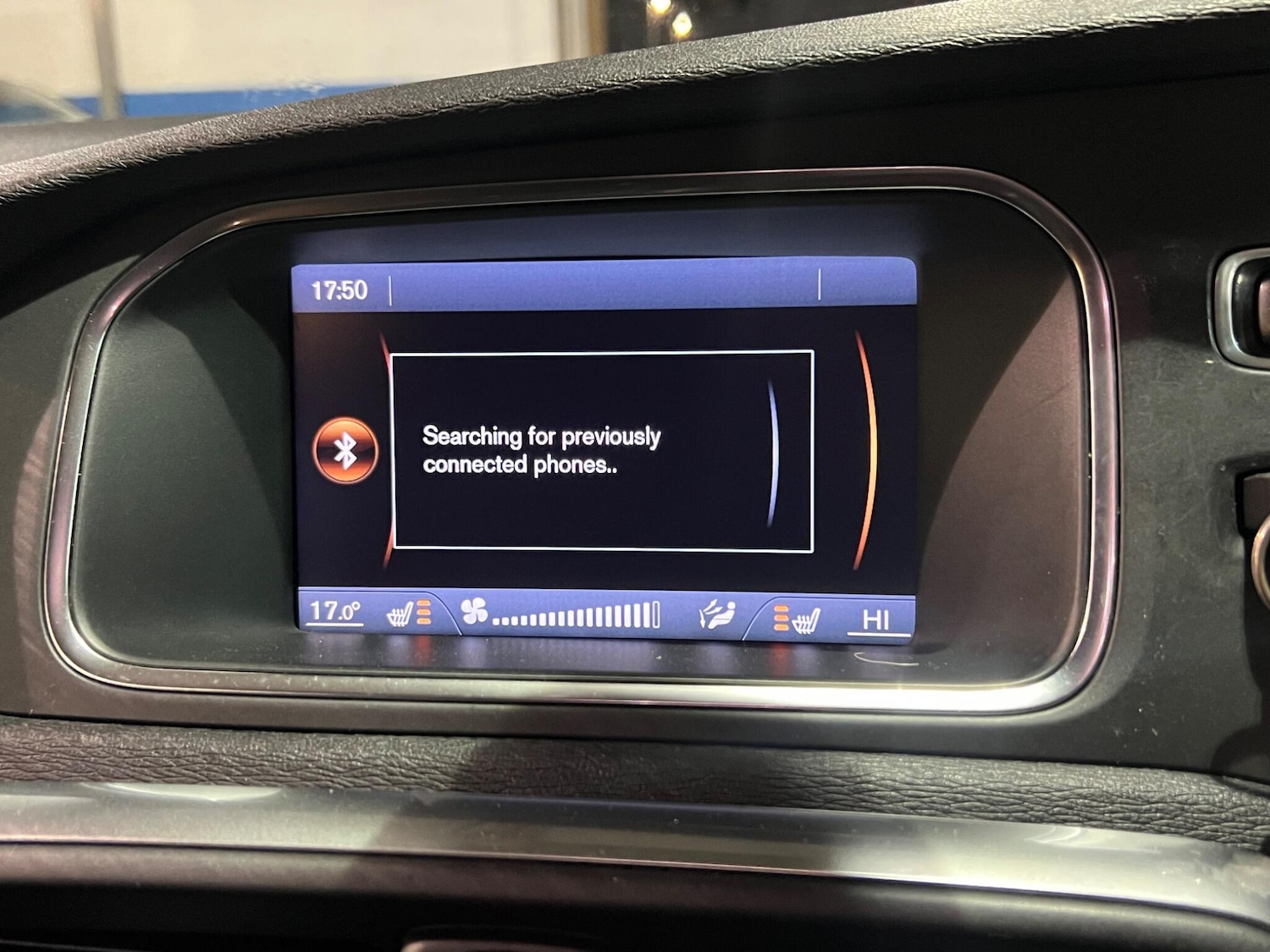 Used Volvo V40 Cross Country 2013 for sale - 76912728: Photo 31