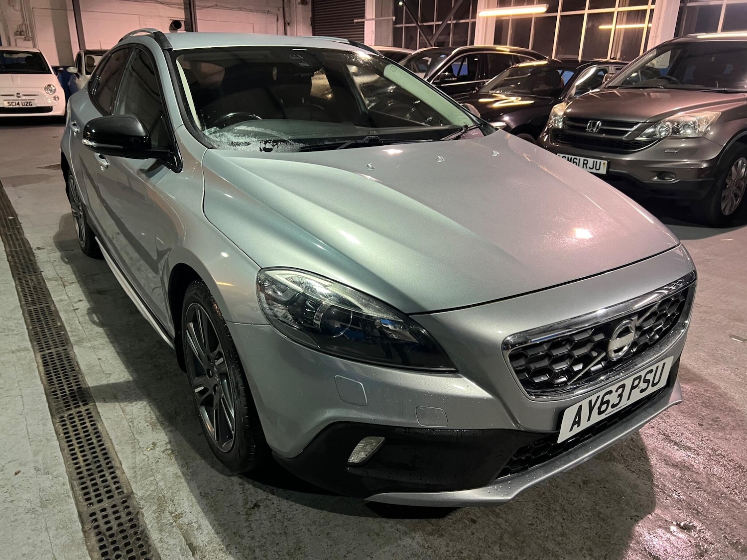 Used Volvo V40 Cross Country 2013 for sale - 76912728: Photo 5