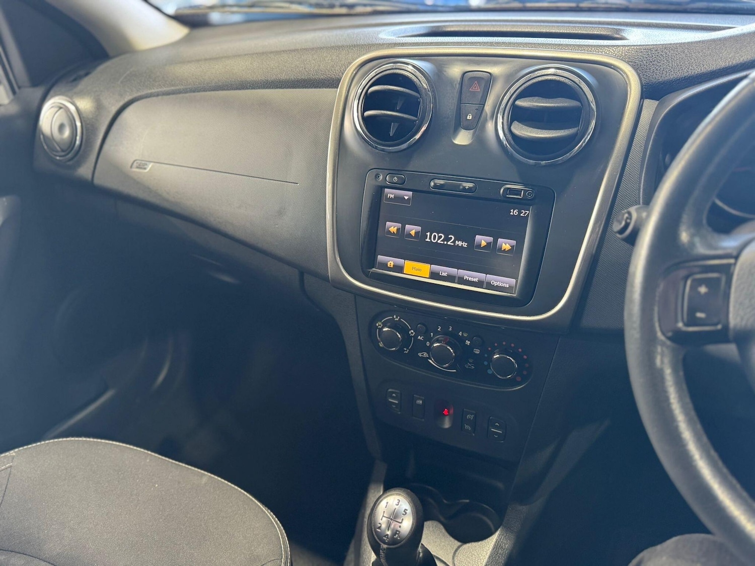 Used Dacia Sandero 2013 for sale - 78127526: Photo 26