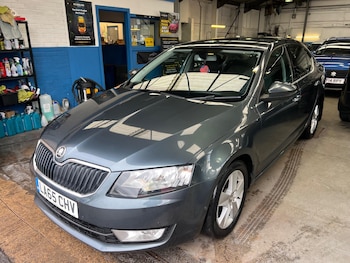 Used Skoda Octavia 2016 for sale - 77670332: Photo