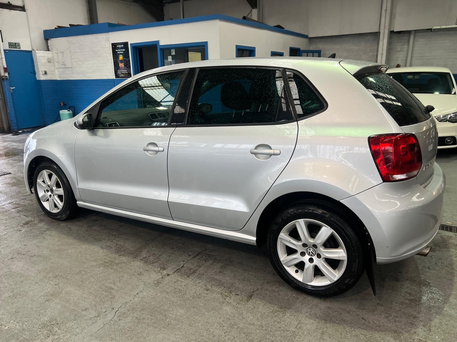 Used Volkswagen Polo 2012 for sale - 76855906: Photo 5
