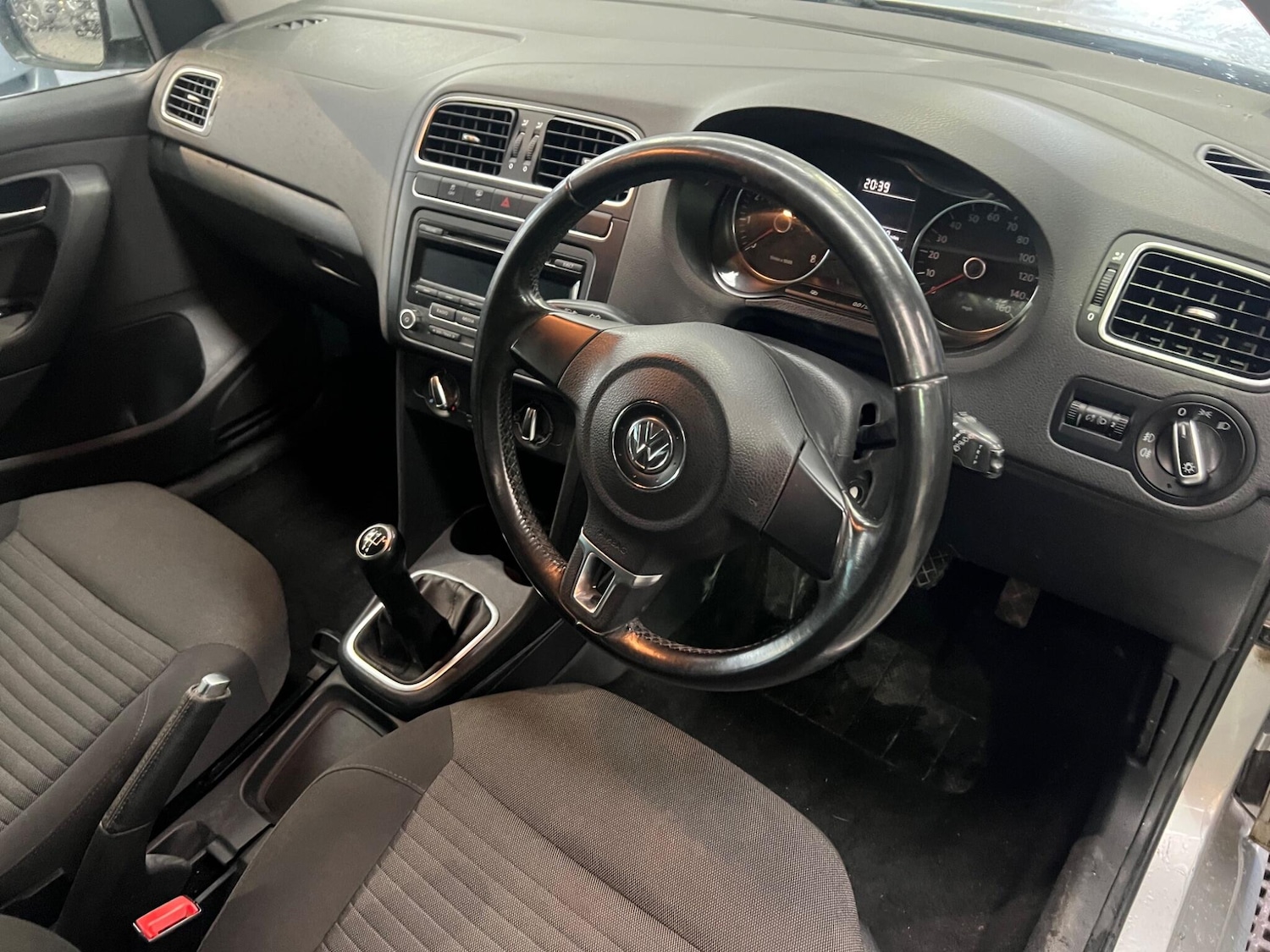 Used Volkswagen Polo 2012 for sale - 76855906: Photo 9