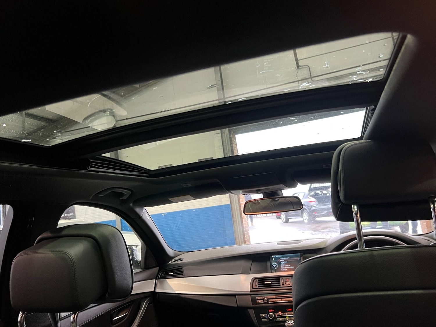 Used BMW 5 Series 2012 for sale - 77425527: Photo 32