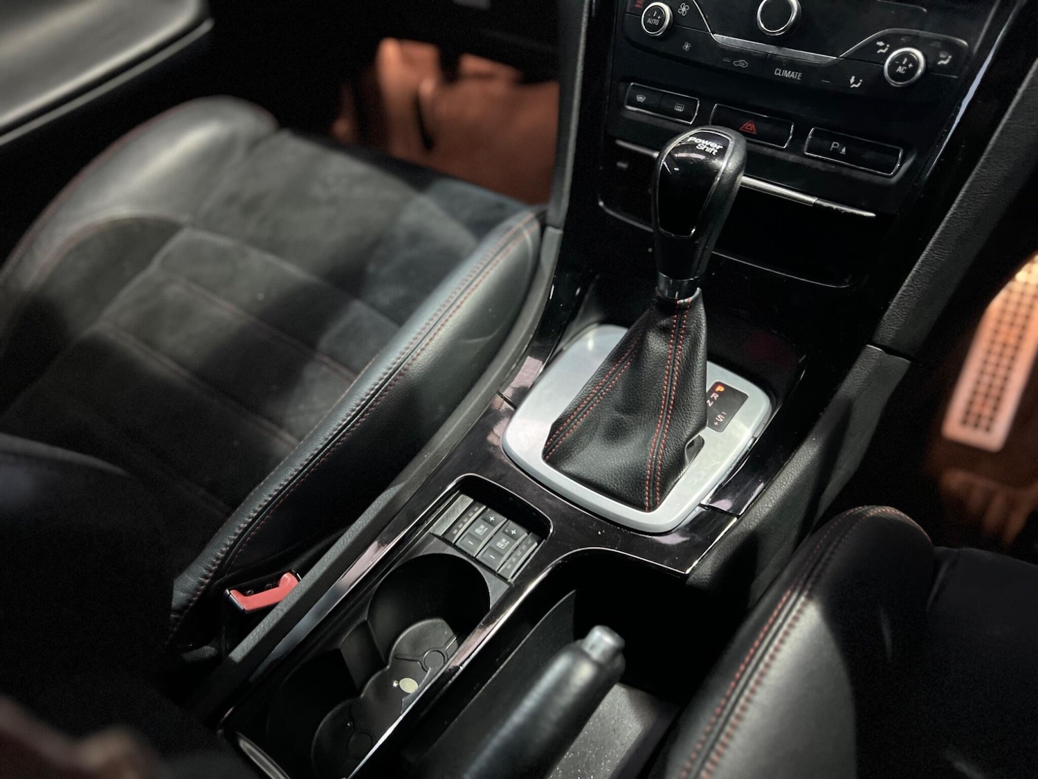 Used Ford Mondeo 2011 for sale - 77304919: Photo 23