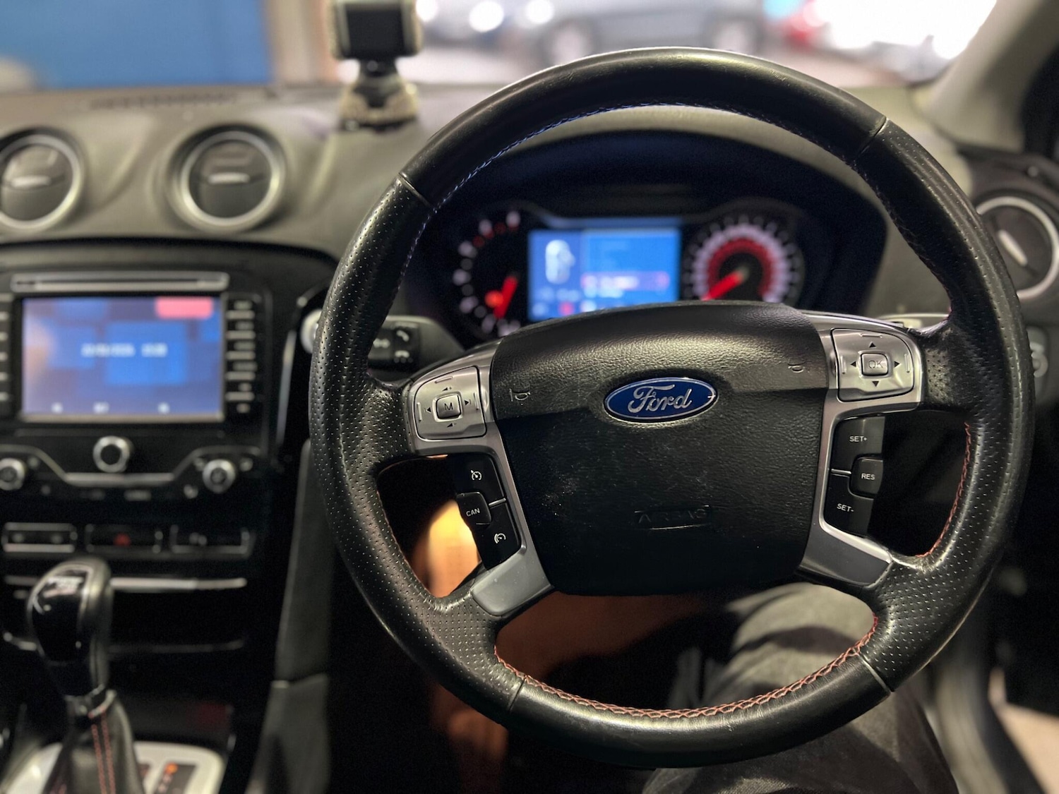 Used Ford Mondeo 2011 for sale - 77304919: Photo 24