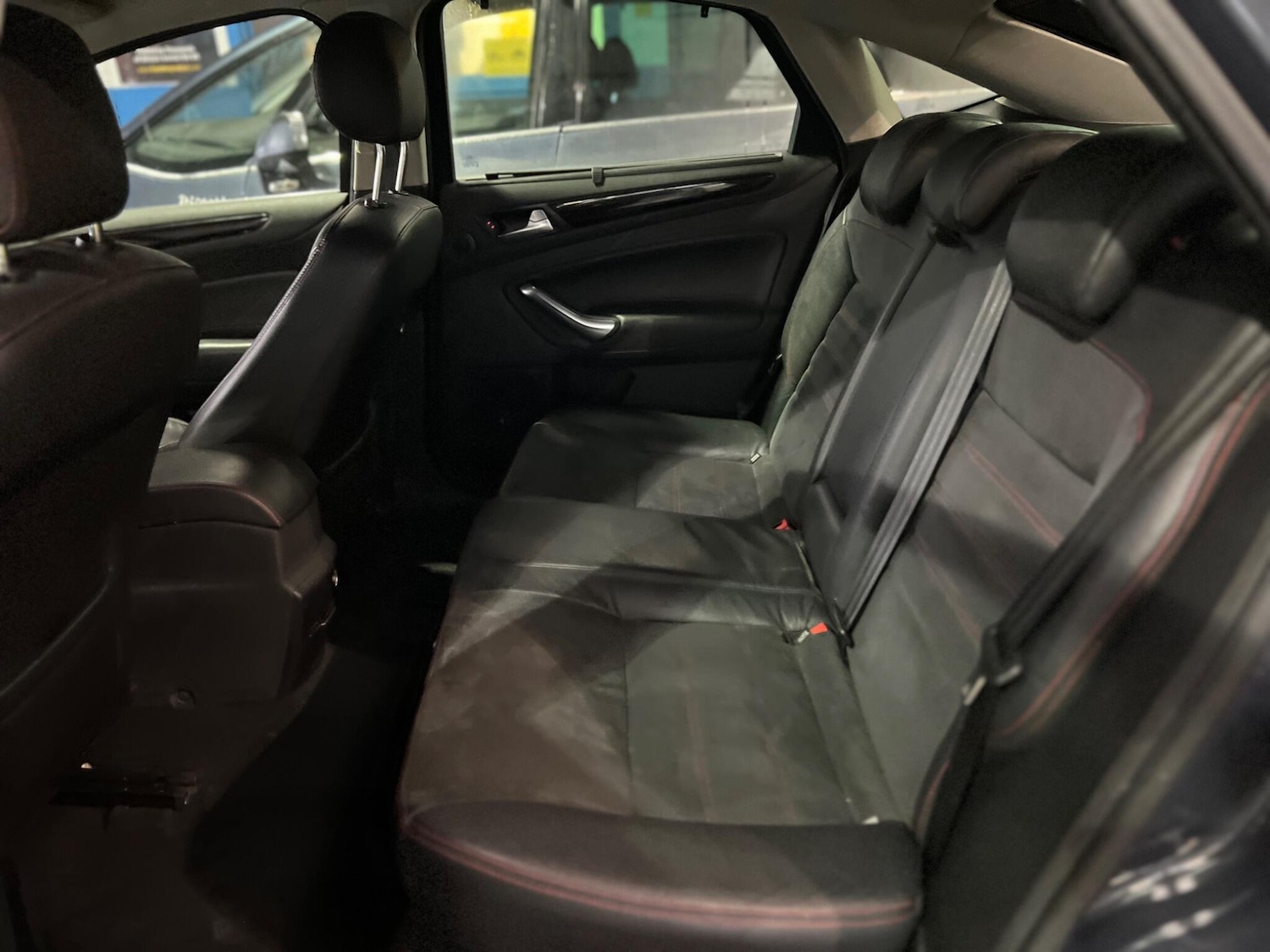 Used Ford Mondeo 2011 for sale - 77304919: Photo 26