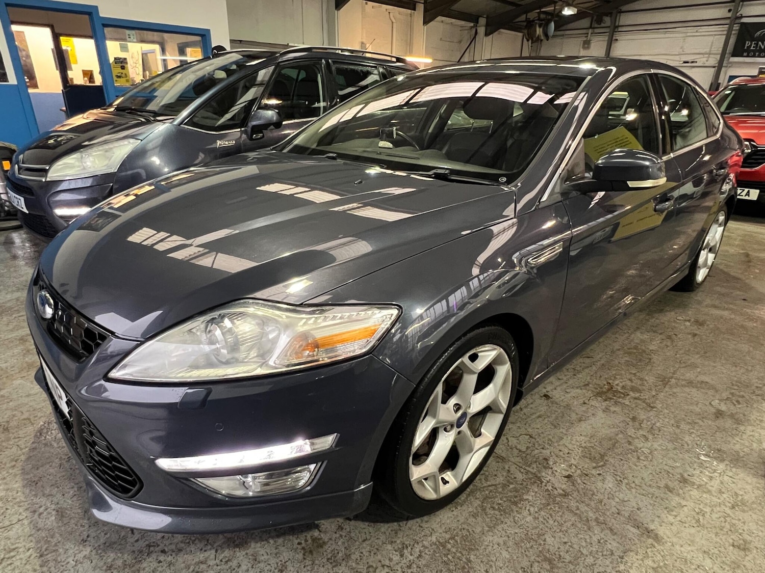 Used Ford Mondeo 2011 for sale - 77304919: Photo 7