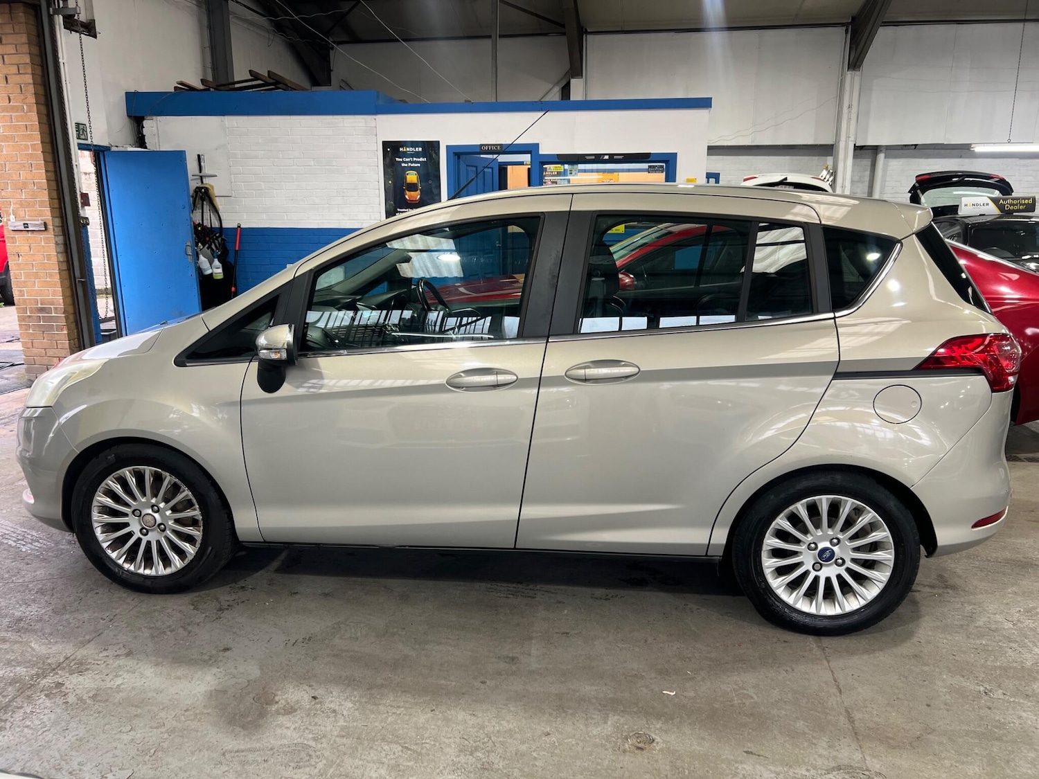 Used Ford B-MAX for sale - 78204032: Photo 6