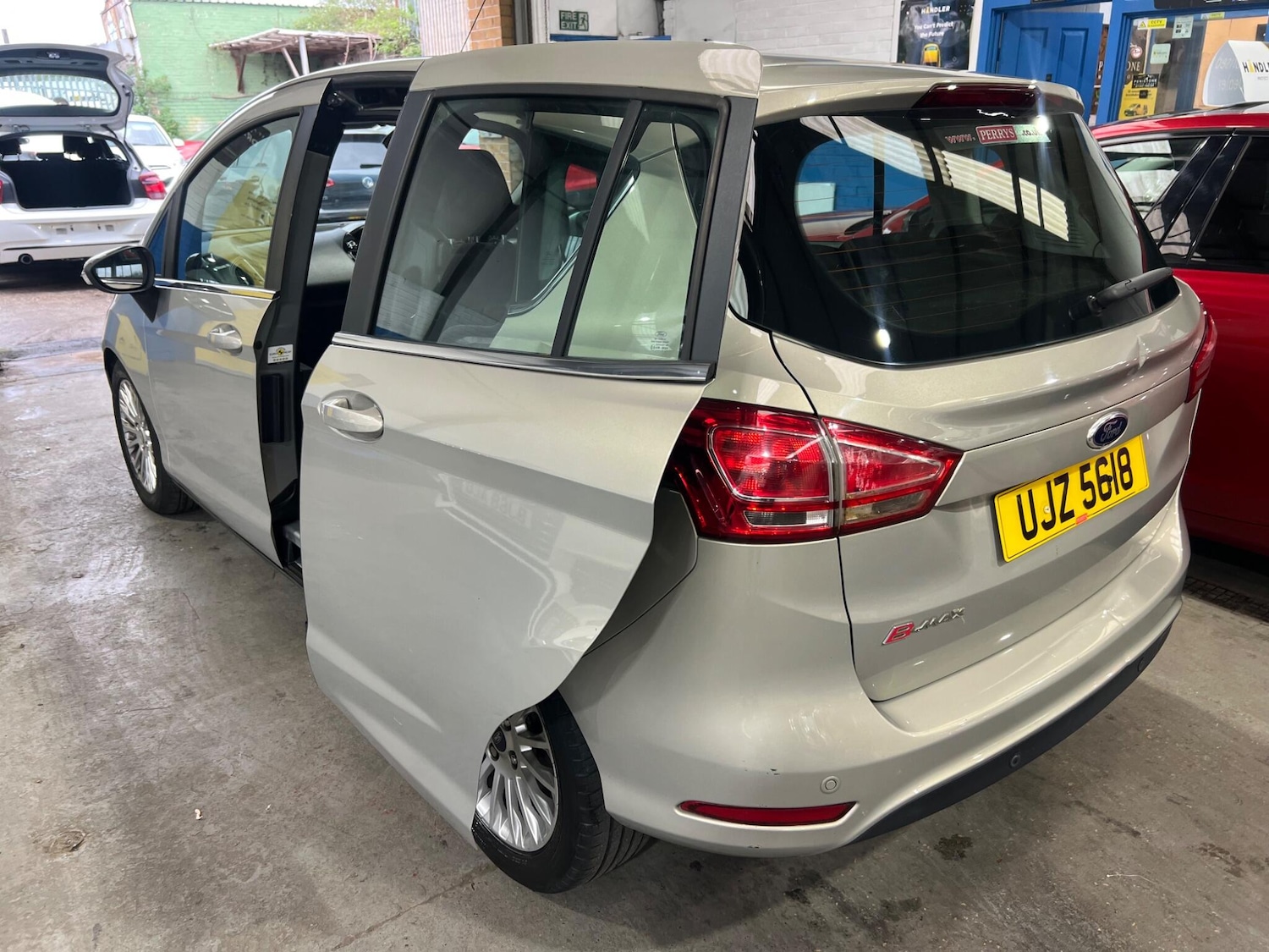 Used Ford B-MAX for sale - 78204032: Photo 9