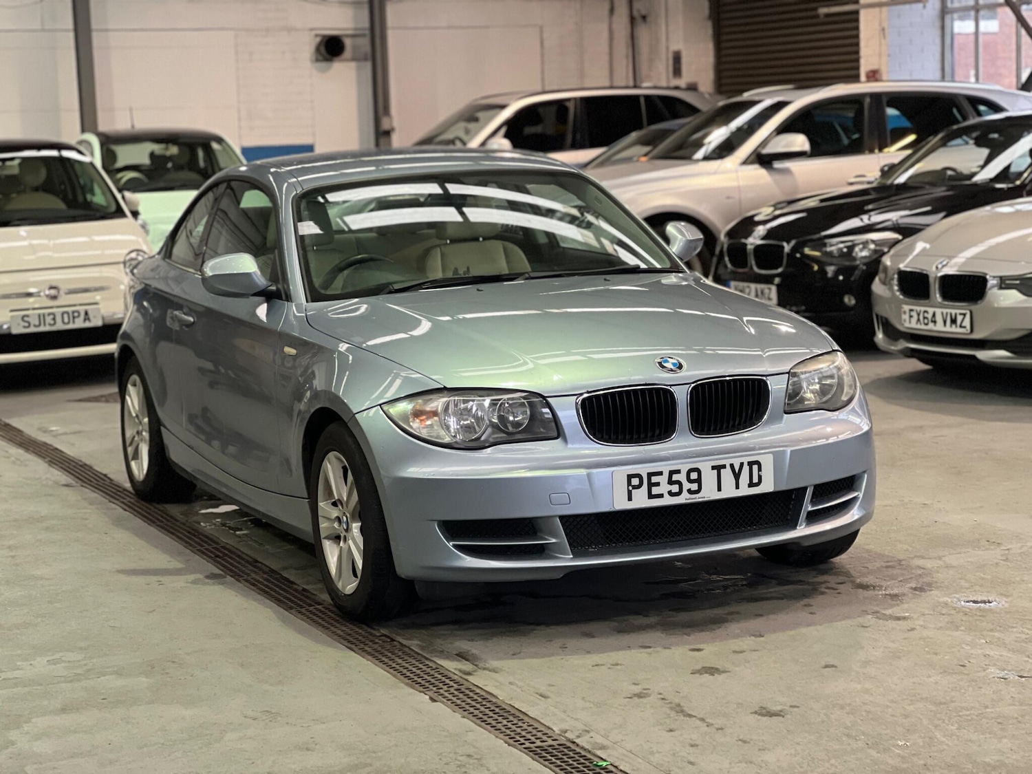 Used BMW 1 Series 2009 for sale - 76759368: Photo 1