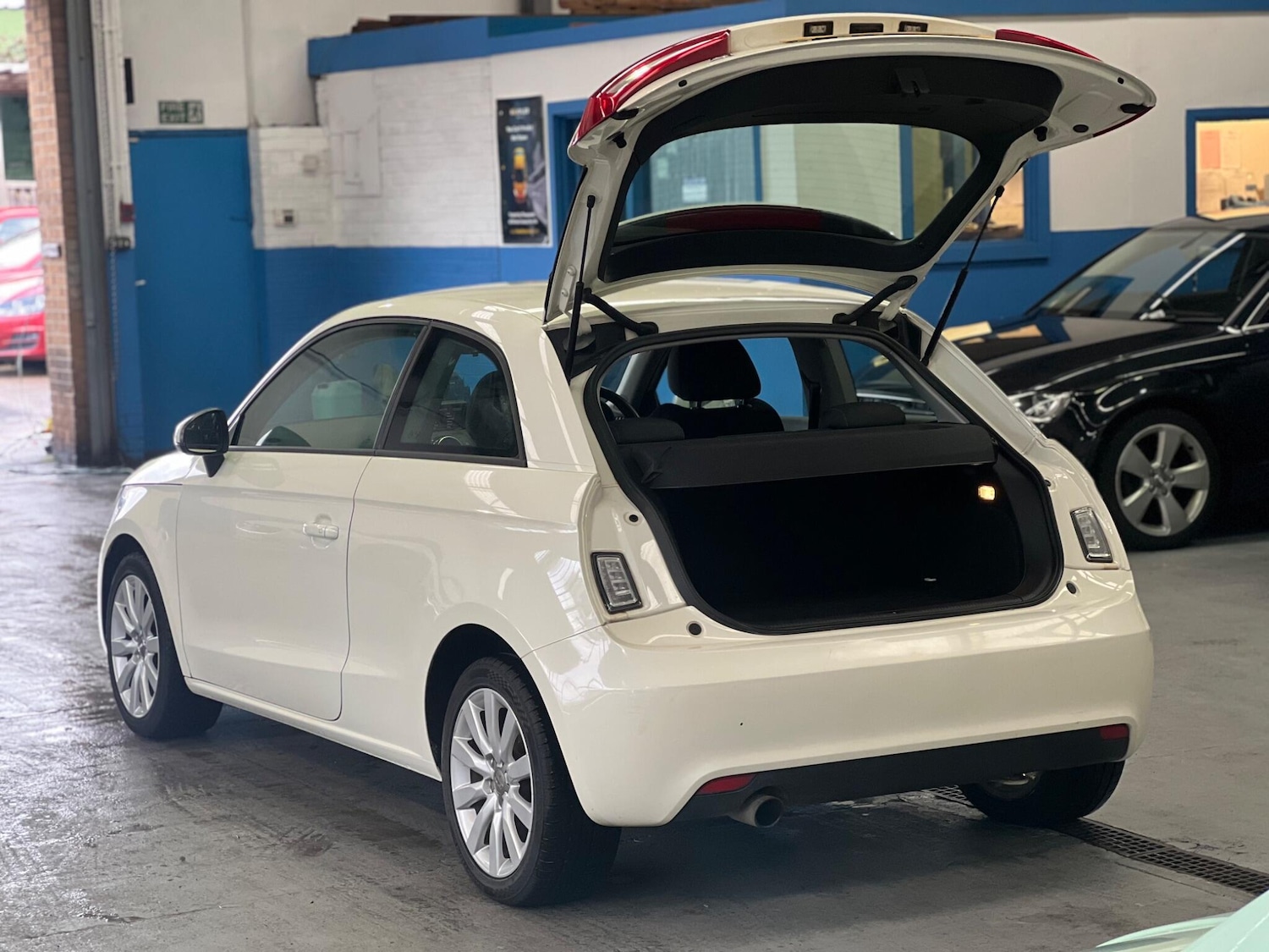 Used Audi A1 2013 for sale - 76765597: Photo 16