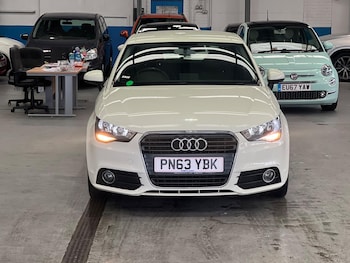 Used Audi A1 2013 for sale - 76765597: Photo