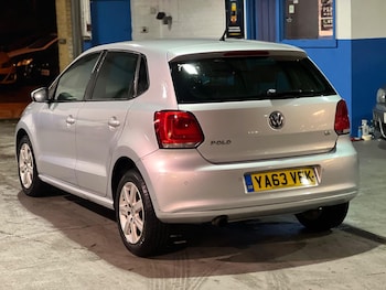 Used Volkswagen Polo 2014 for sale - 77057360: Photo
