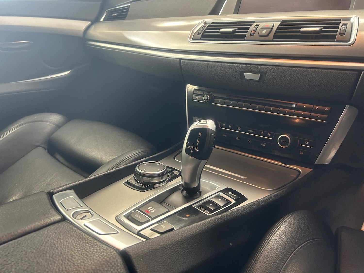 Used BMW 5 Series 2015 for sale - 77587216: Photo 12