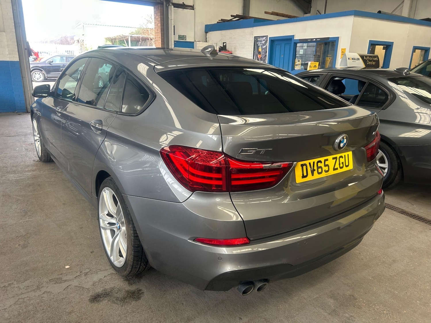 Used BMW 5 Series 2015 for sale - 77587216: Photo 6