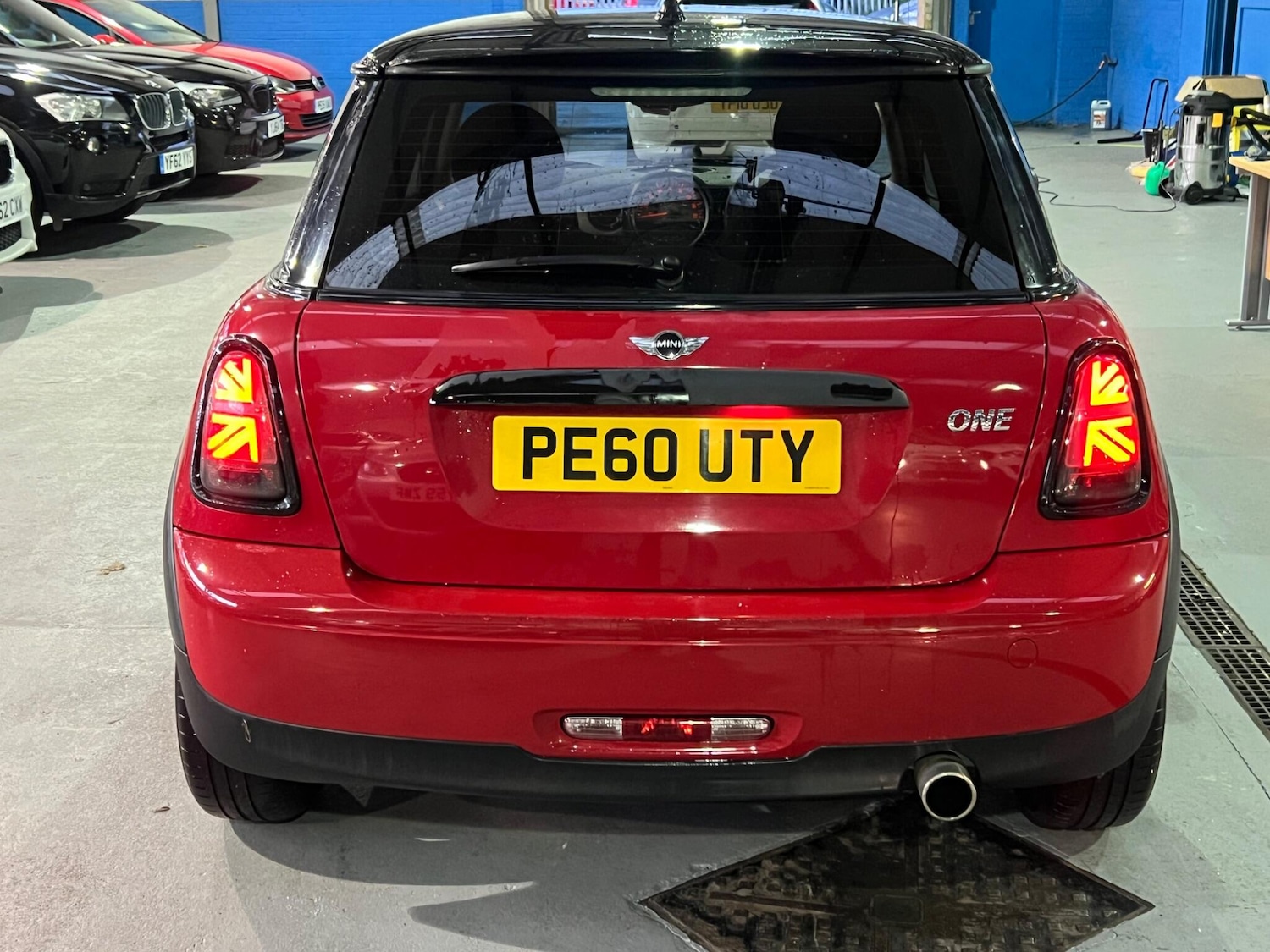 Used MINI Hatch 2010 for sale - 76619866: Photo 10