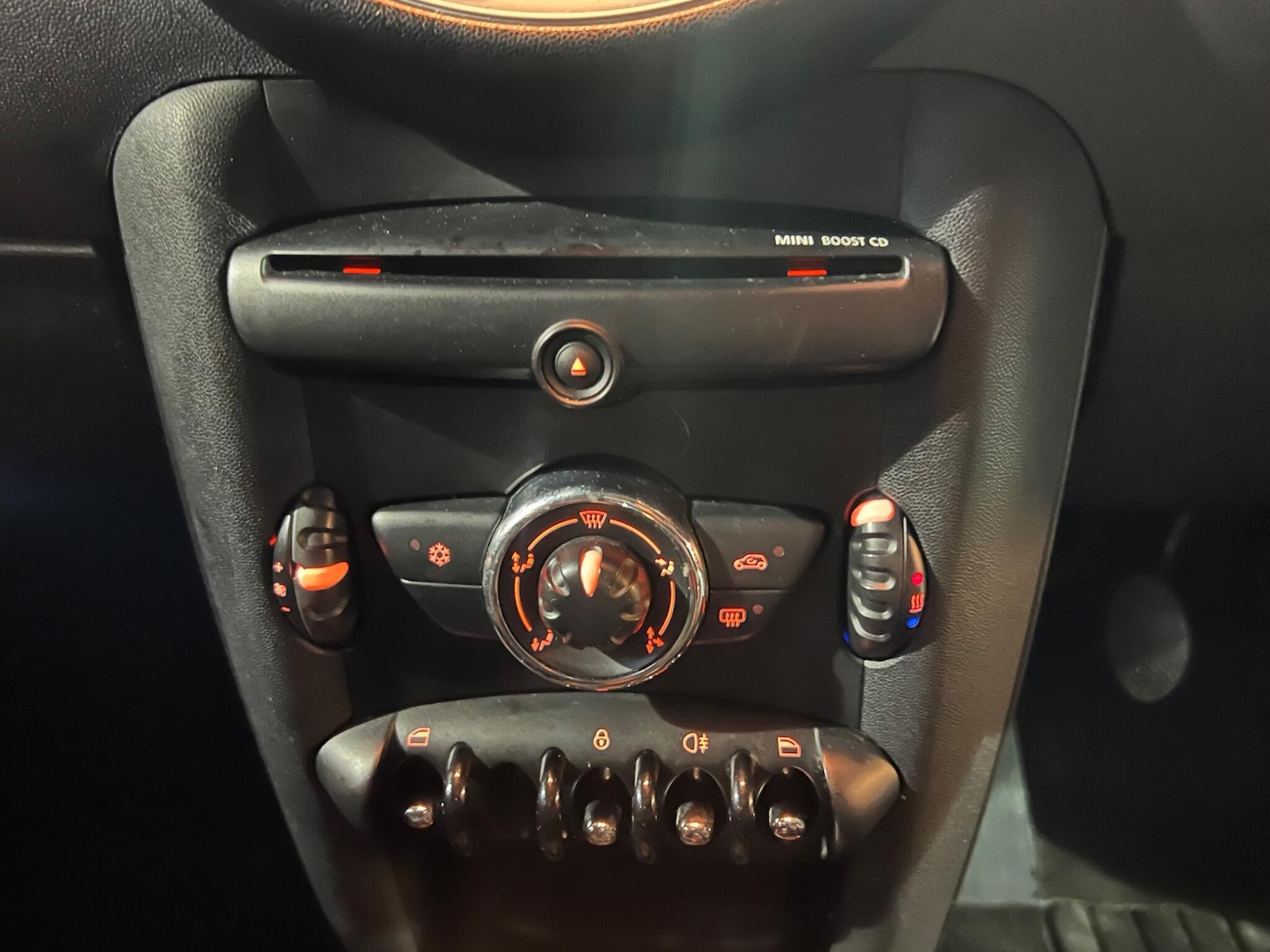 Used MINI Hatch 2010 for sale - 76619866: Photo 19