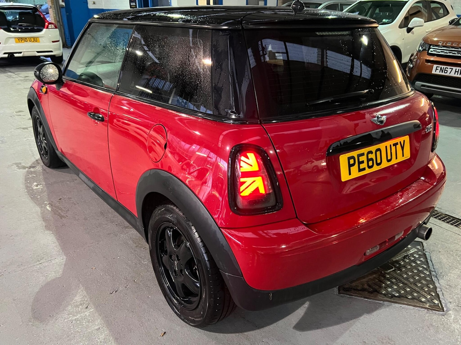 Used MINI Hatch 2010 for sale - 76619866: Photo 8