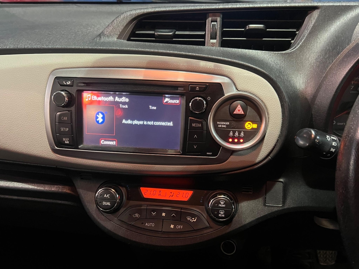 Used Toyota Yaris 2012 for sale - 76701217: Photo 19