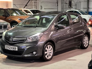 Used Toyota Yaris 2012 for sale - 76701217: Photo