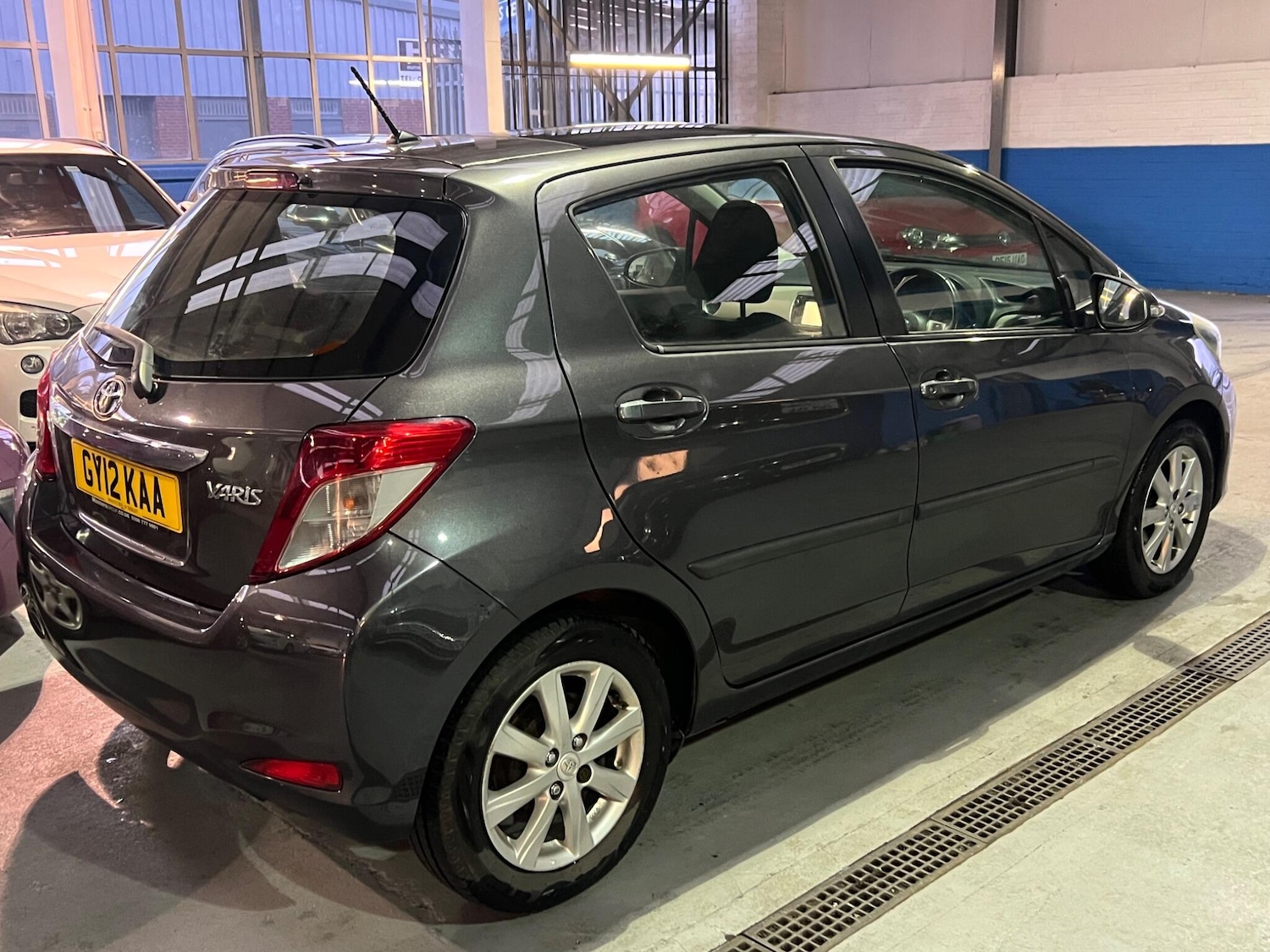 Used Toyota Yaris 2012 for sale - 76701217: Photo 6