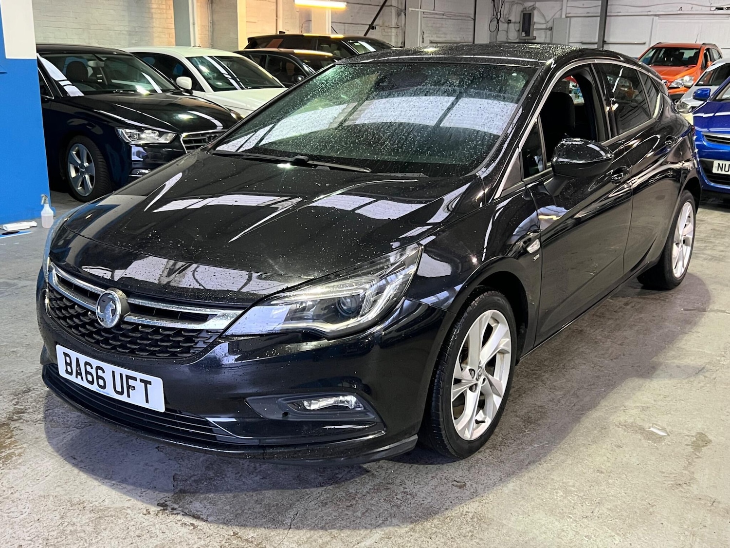Used Vauxhall Astra 2017 for sale - 76856022: Photo 4