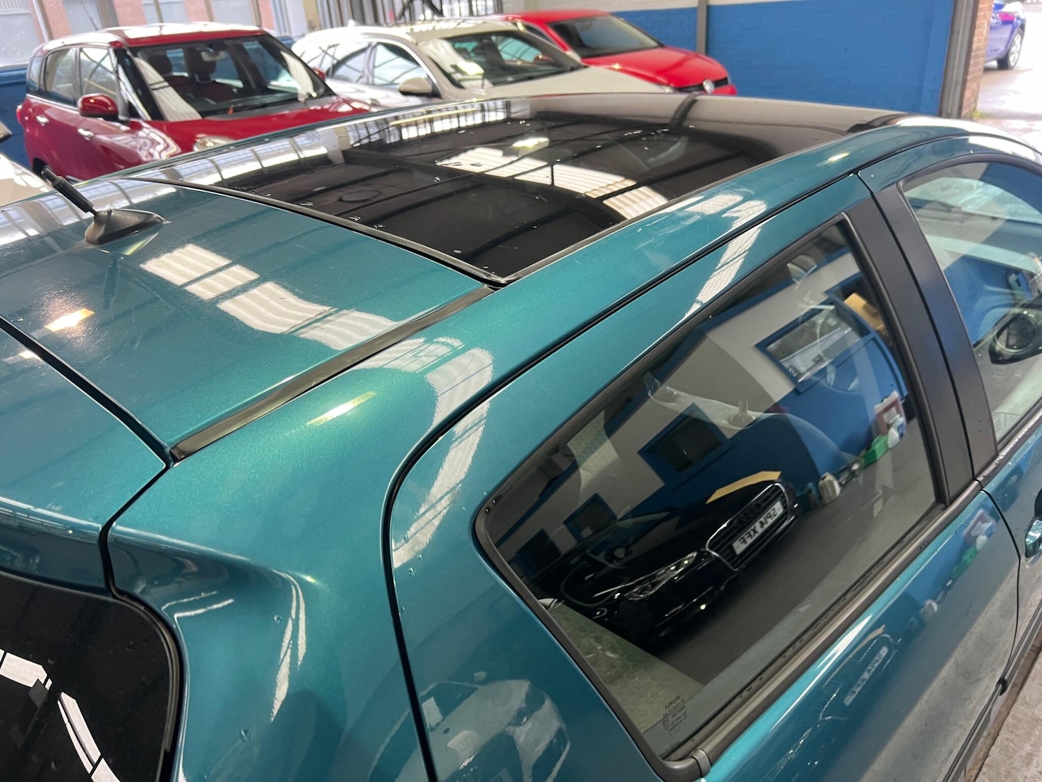 Used Toyota Yaris 2011 for sale - 76753140: Photo 36