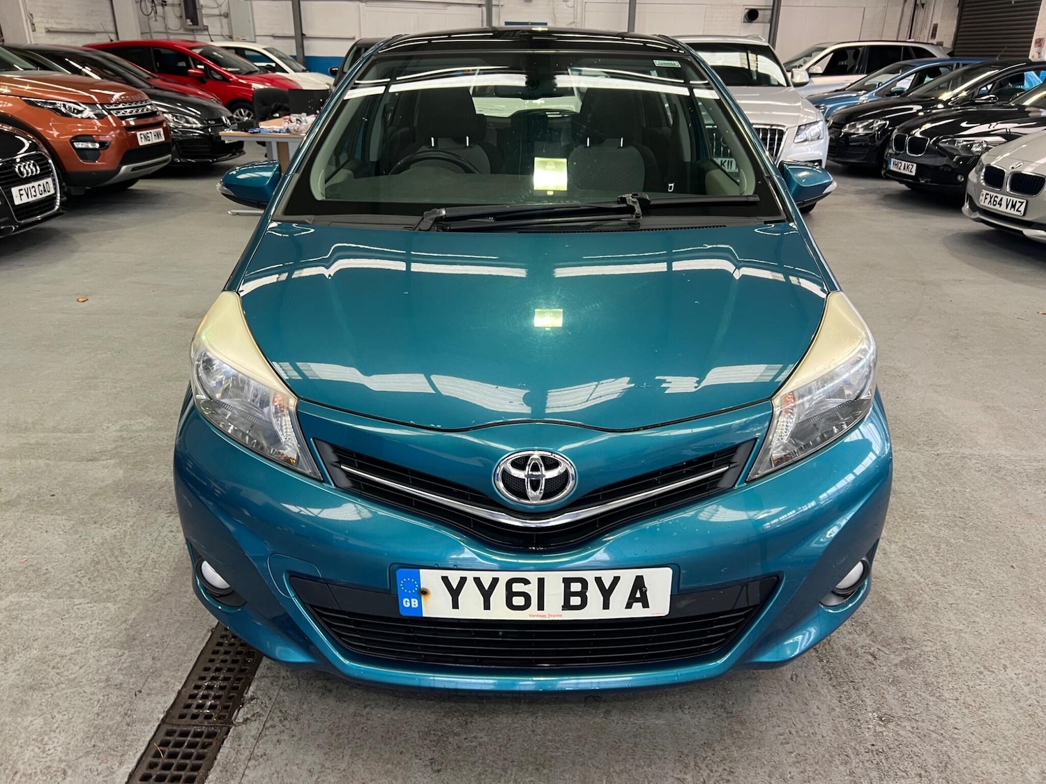Used Toyota Yaris 2011 for sale - 76753140: Photo 7
