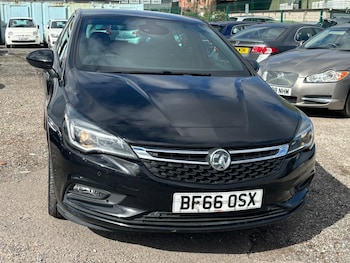 Used Vauxhall Astra 2016 for sale - 76200421: Photo