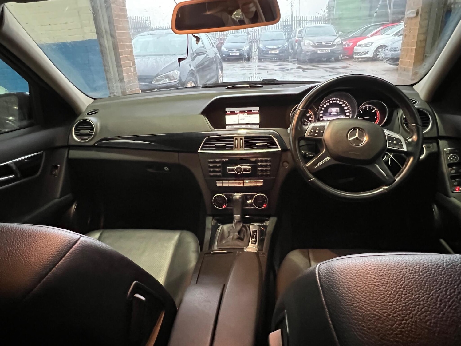 Used Mercedes-Benz C Class 2013 for sale - 77015597: Photo 18