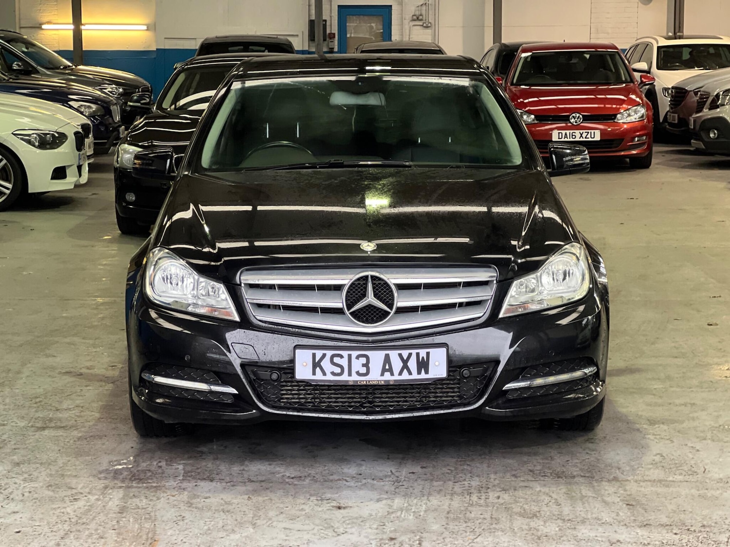 Used Mercedes-Benz C Class 2013 for sale - 77015597: Photo 2