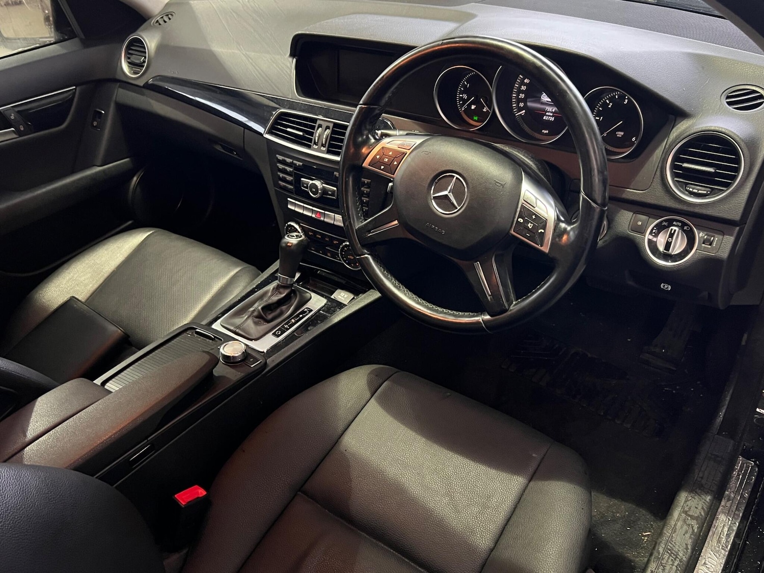 Used Mercedes-Benz C Class 2013 for sale - 77015597: Photo 40