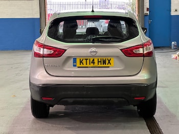 Used Nissan Qashqai 2014 for sale - 76597142: Photo