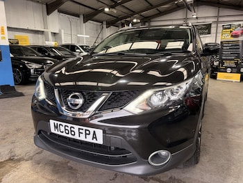 Used Nissan Qashqai 2017 for sale - 79613025: Photo