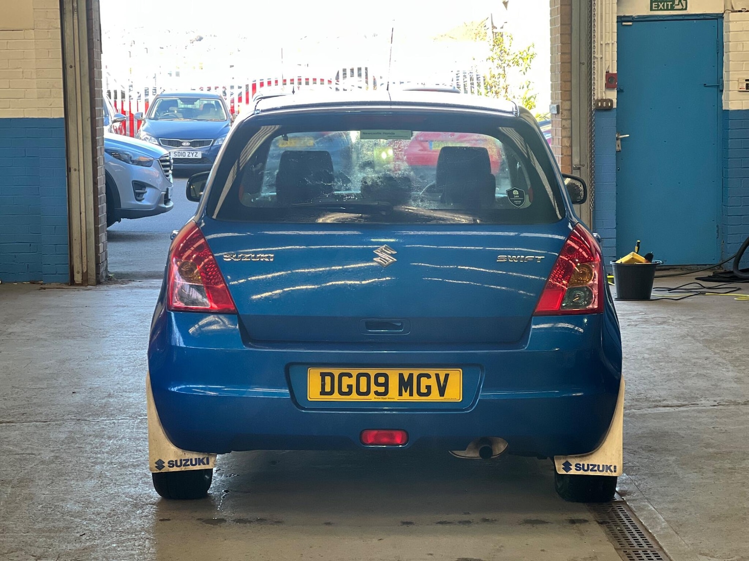 Used Suzuki Swift 2009 for sale - 77305925: Photo 10