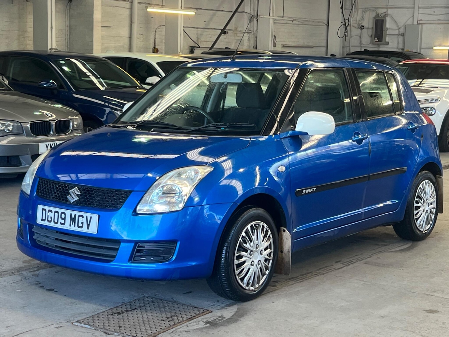 Used Suzuki Swift 2009 for sale - 77305925: Photo 3