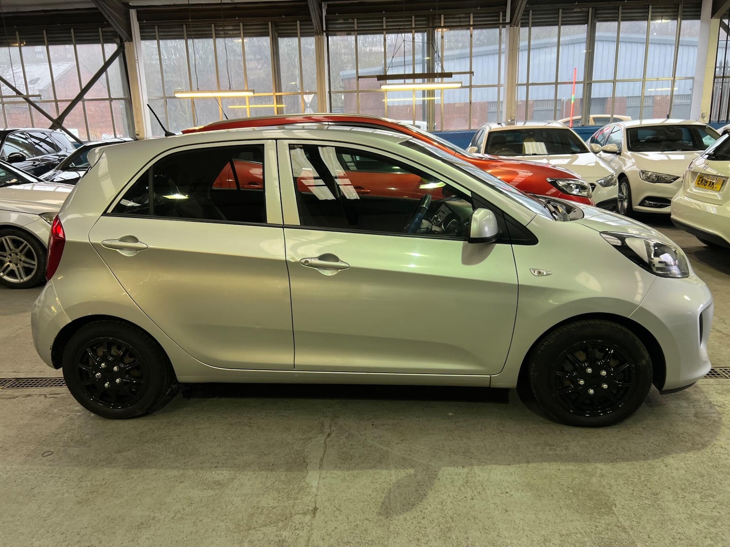 Used Kia Picanto for sale - 77484496: Photo 9