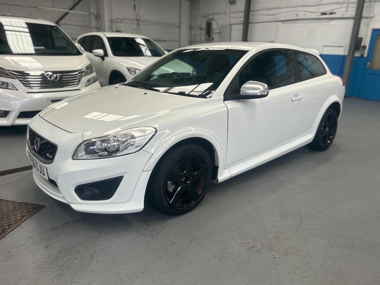 Used Volvo C30 2010 for sale - 76592822: Photo 7