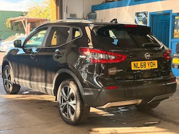 Used Nissan Qashqai 2018 for sale - 79324398: Photo