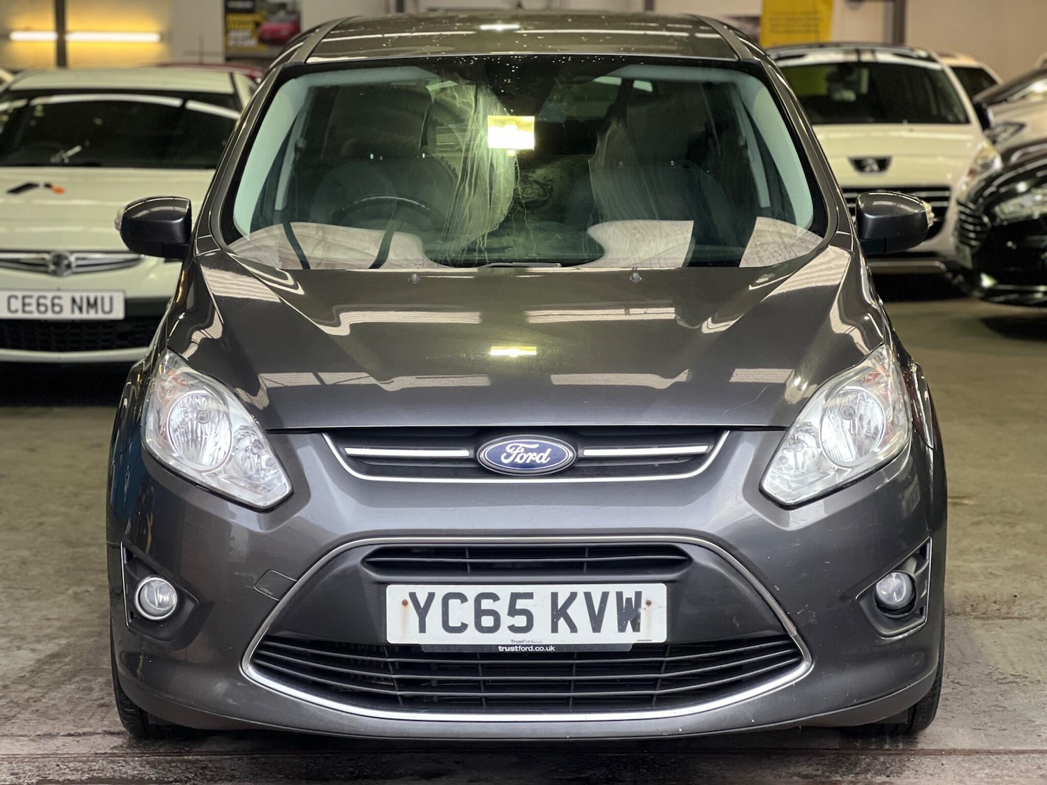 Used Ford Grand C-Max 2015 for sale - 77156250: Photo 2