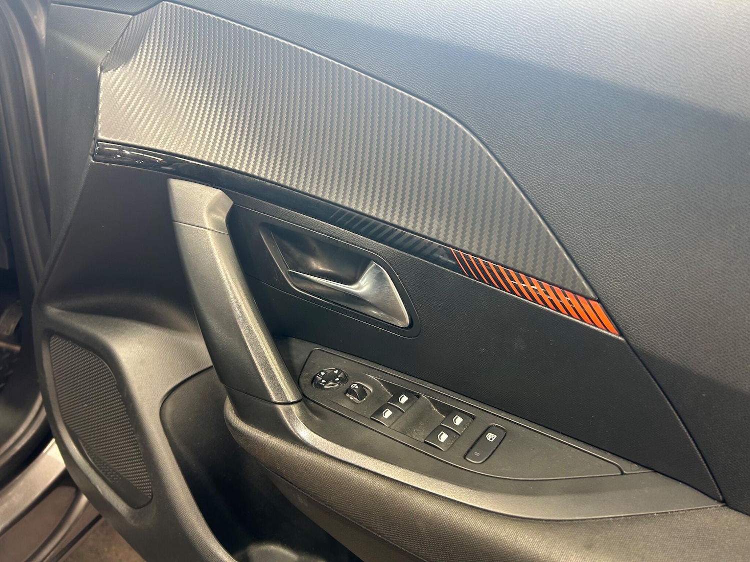 Used Peugeot 2008 for sale - 78141431: Photo 16