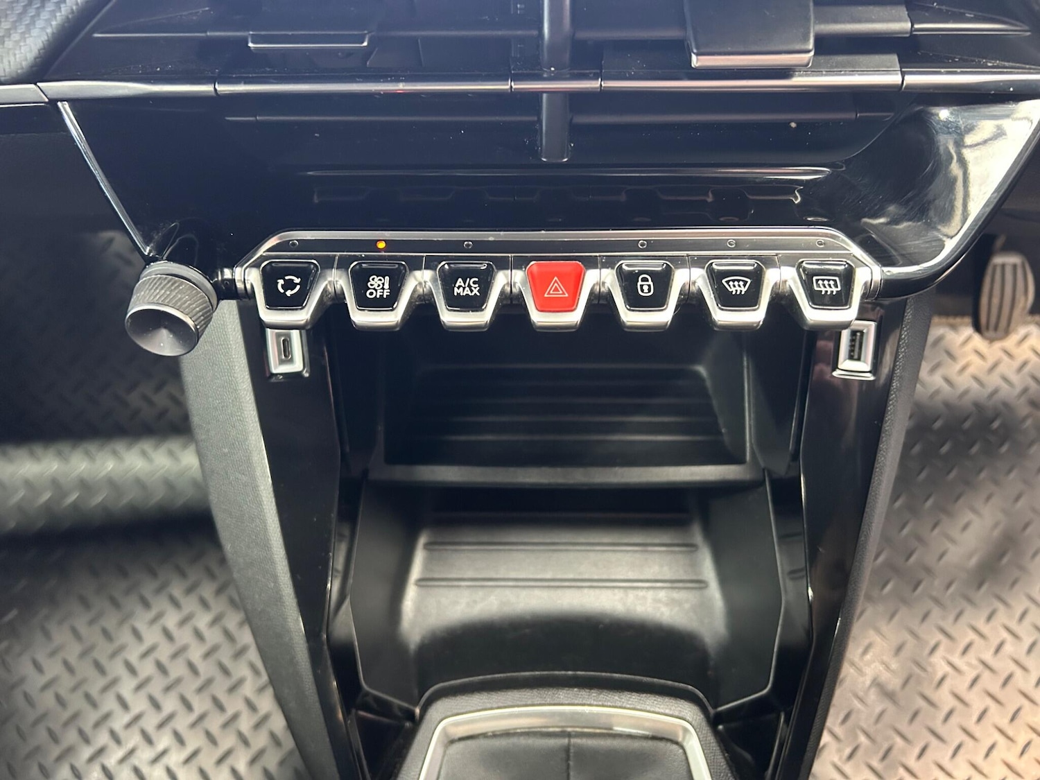 Used Peugeot 2008 for sale - 78141431: Photo 33